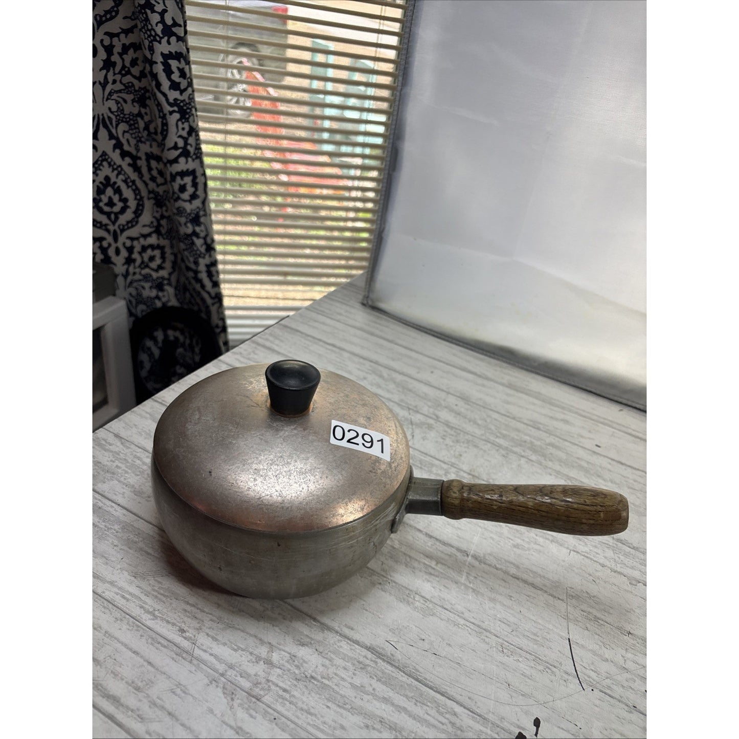 Vintage Wear-Ever Hallite Aluminum USA 1 1/2 Qt Pot With Copper Lid #2101 1/2