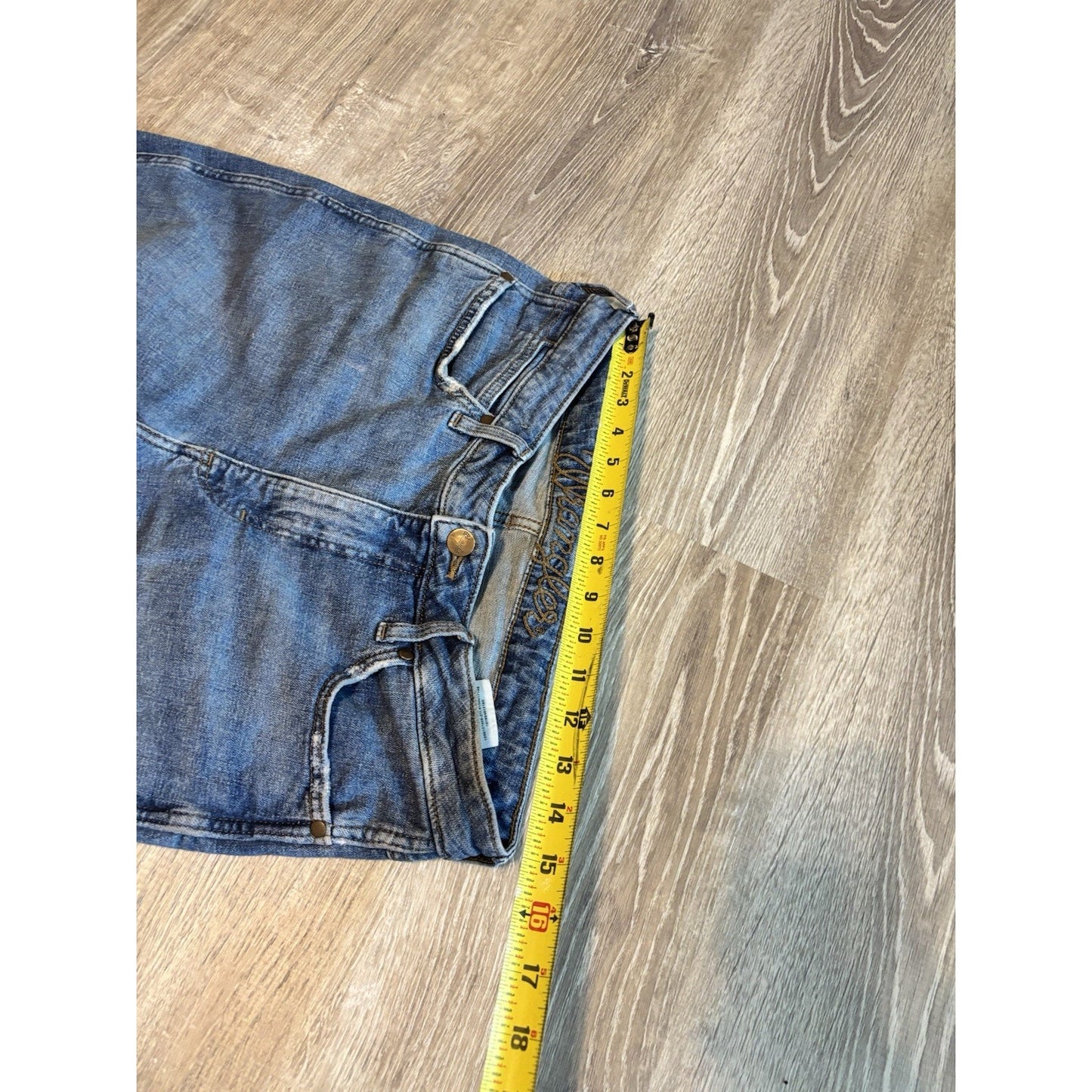 Wrangler Retro Women’s High Rise Trumpet Flare Jeans 26x36 Paige Hemp Blend
