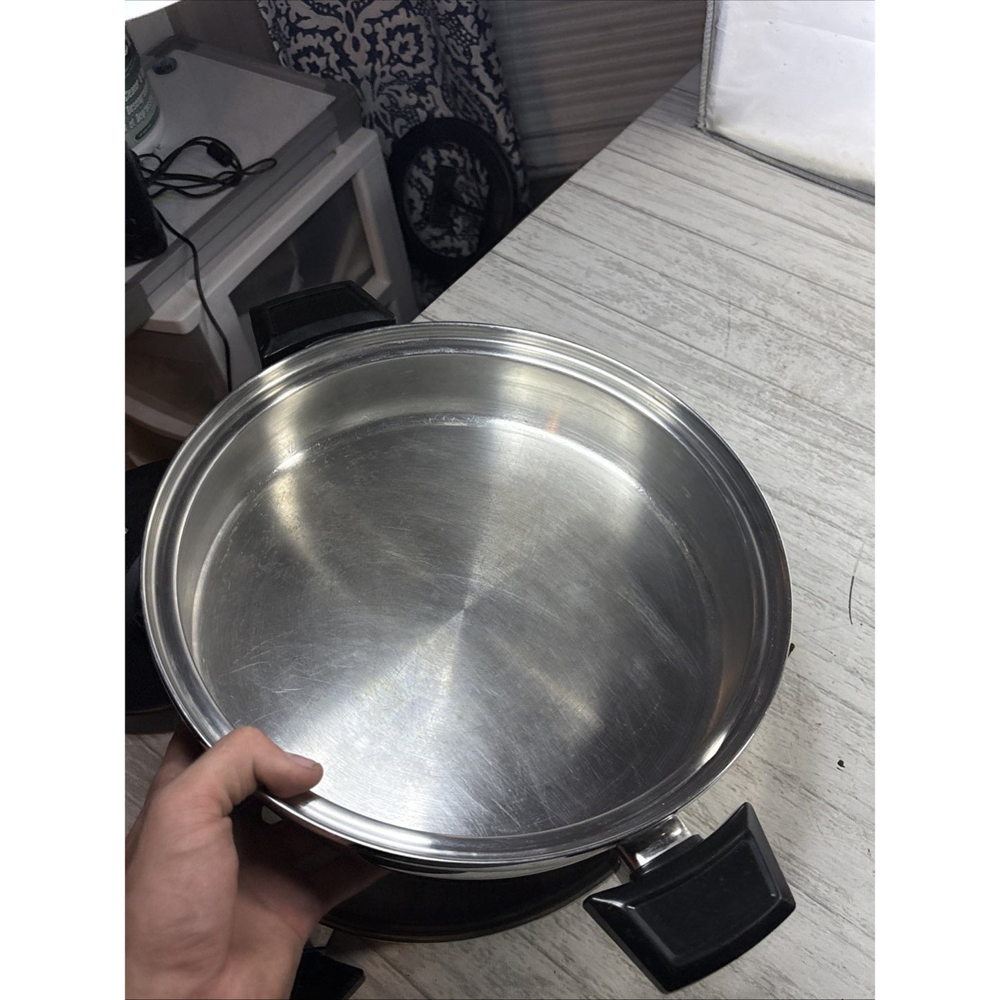 Royal Queen USA 304 Stainless 5 Ply Multi-Core 11" Skillet & Lid