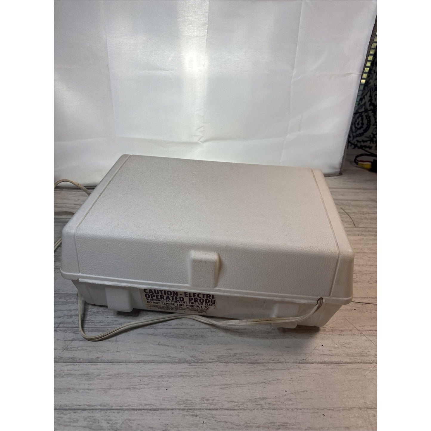 CONCERT HALL Record Player 12x8" Model 211B. White With Blue Handle