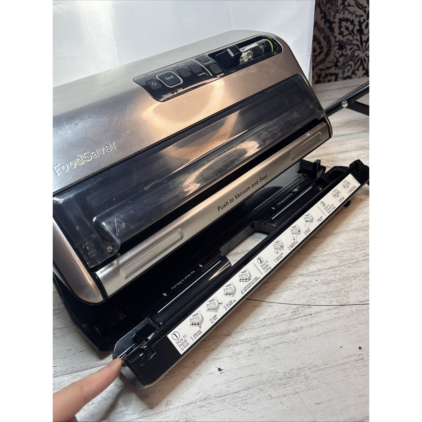 FoodSaver FM5380 2-in-1 Automatic Vacuum Sealer Machine - Used Tested Clean