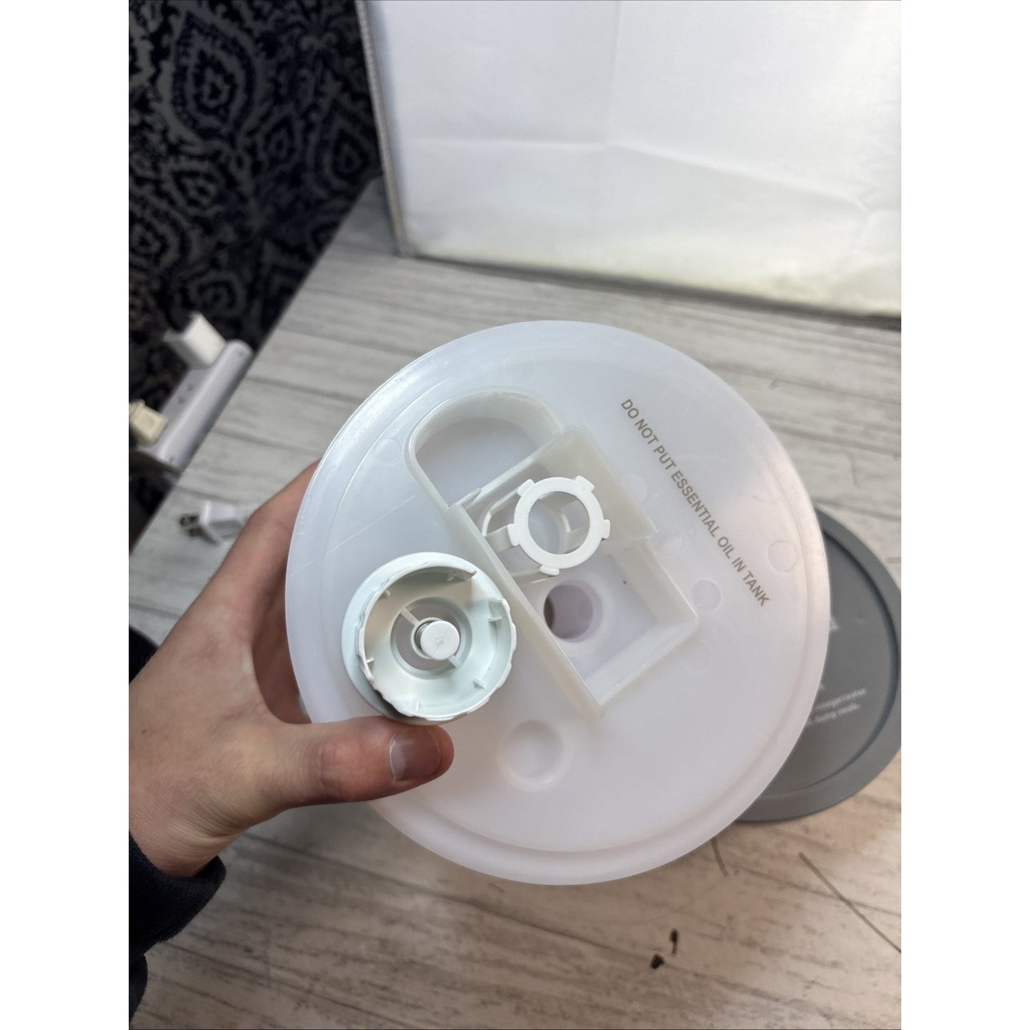 Homedics Cool Mist Total Comfort Ultrasonic Humidifier Model UHE-CM18