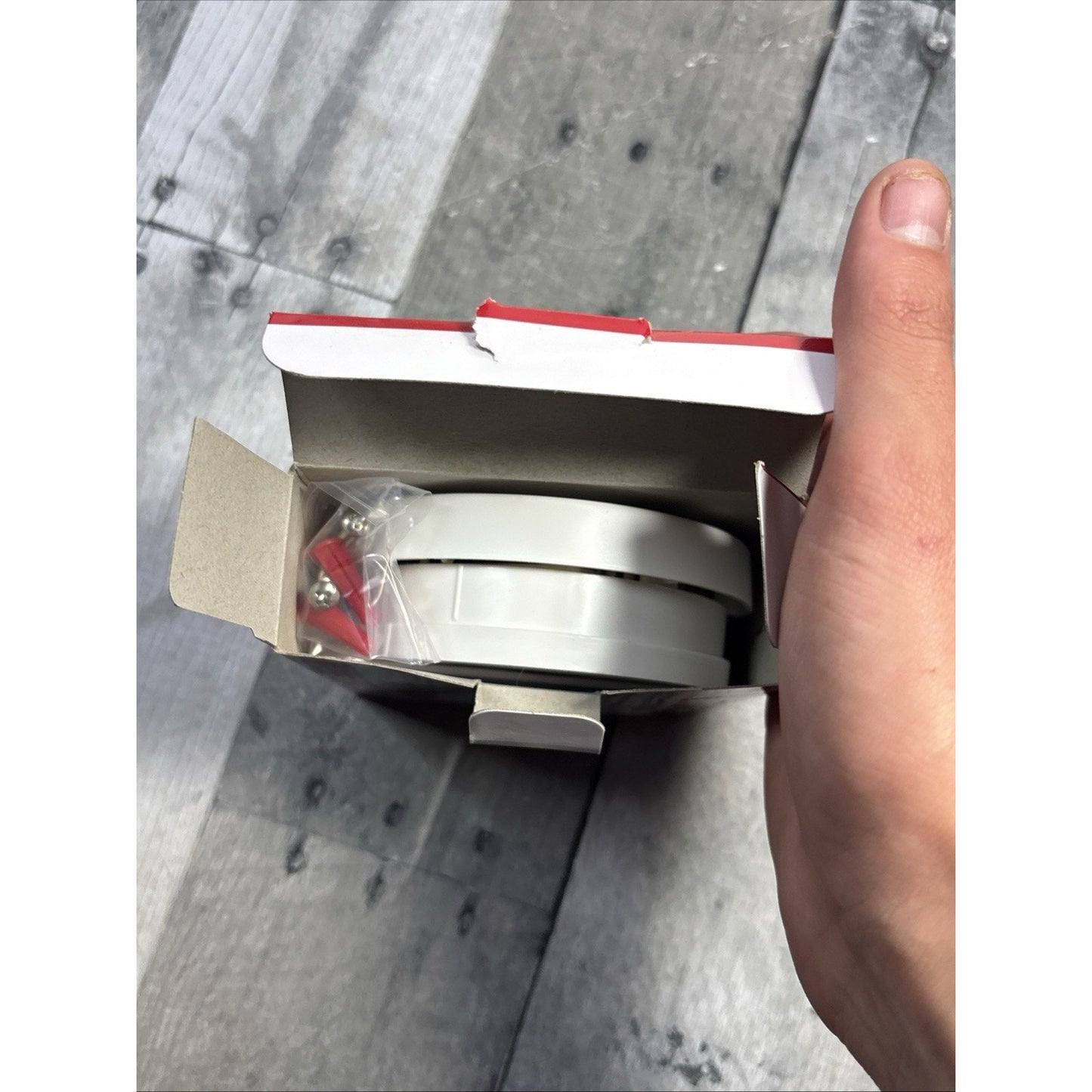 FIRE SENTRY Smoke Alarm Detector Micro Profile Model i9040 Ionization