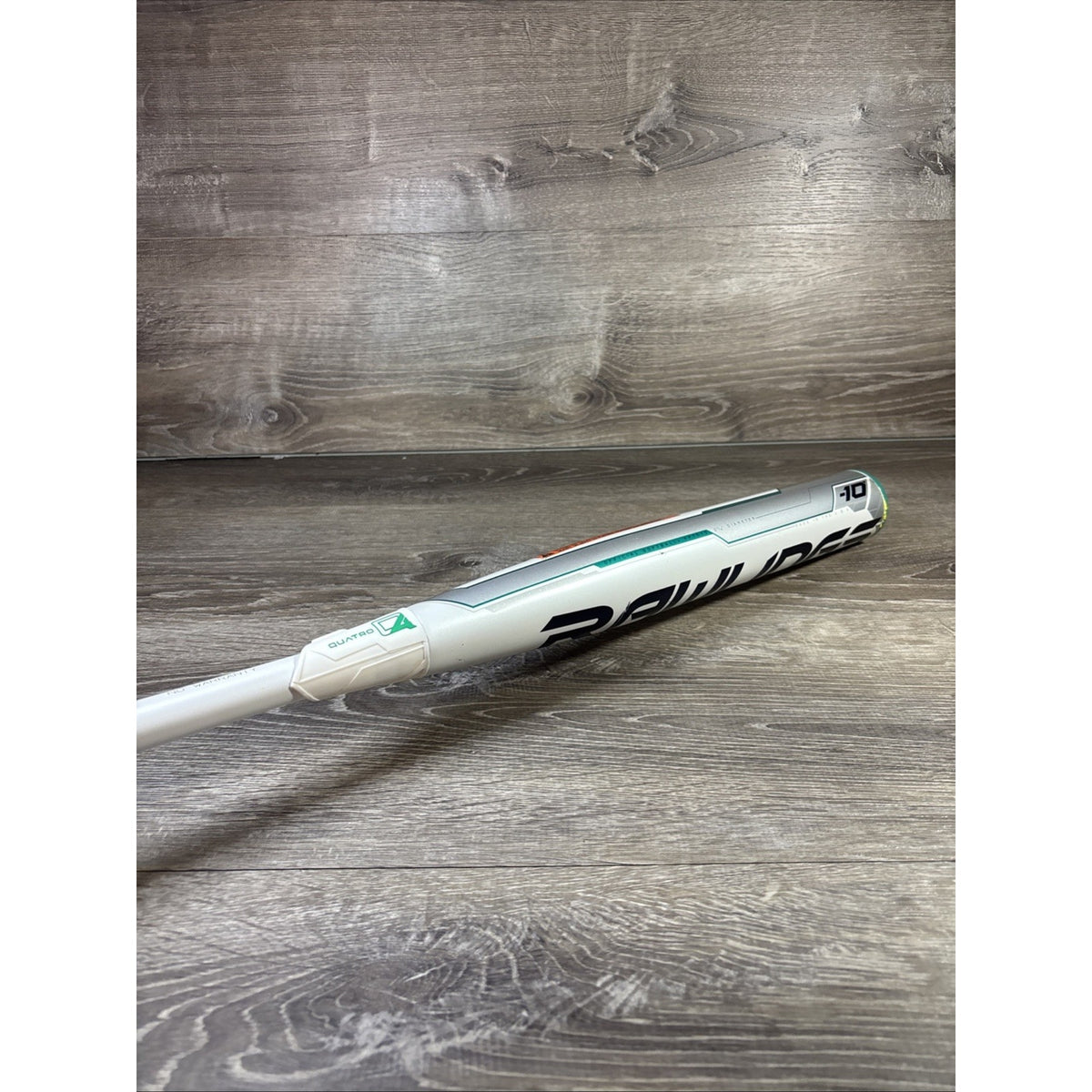 Rawlings Quatro Fast Pitch Softball Bat FP7Q10 32-in 22 oz -10 Composite EUC