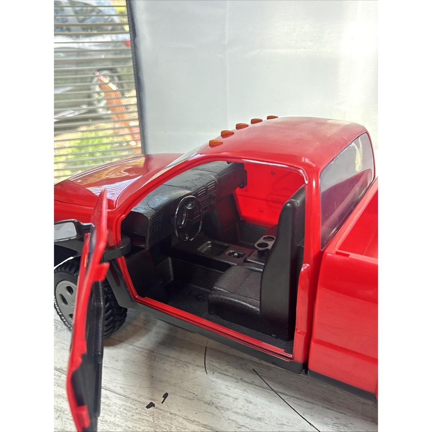 2002 Breyer RED Dually Pickup Truck Giddy Up 22” Long Horse Trailer Toy