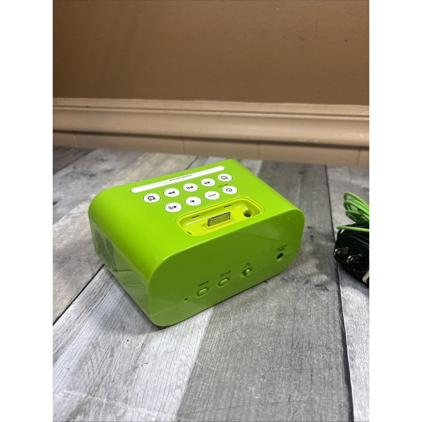 iHome Alarm Clock w/ iPod Dock Kermit DK-H22 RARE Tested & Working w/ Cables