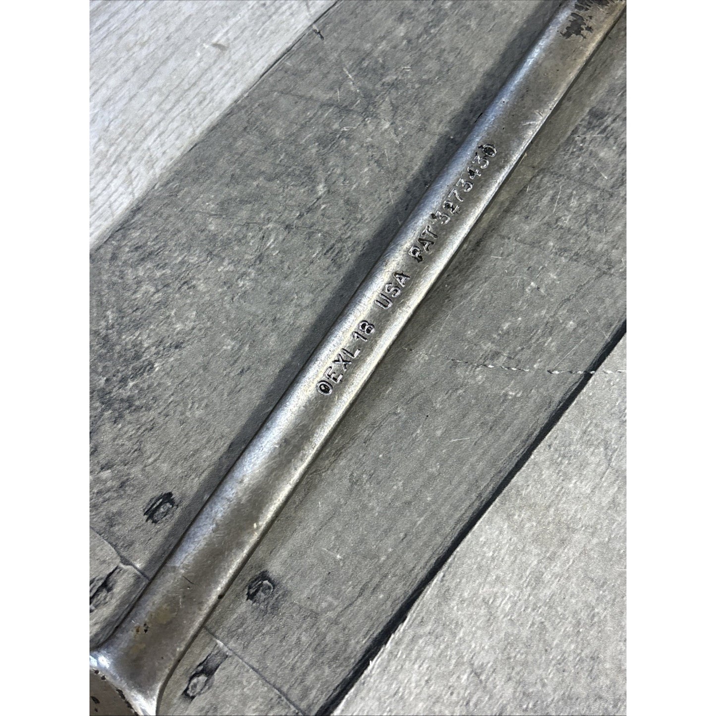 Snap on 9/16" SAE Extra Long 12 Point Combination Wrench OEXL18 USA
