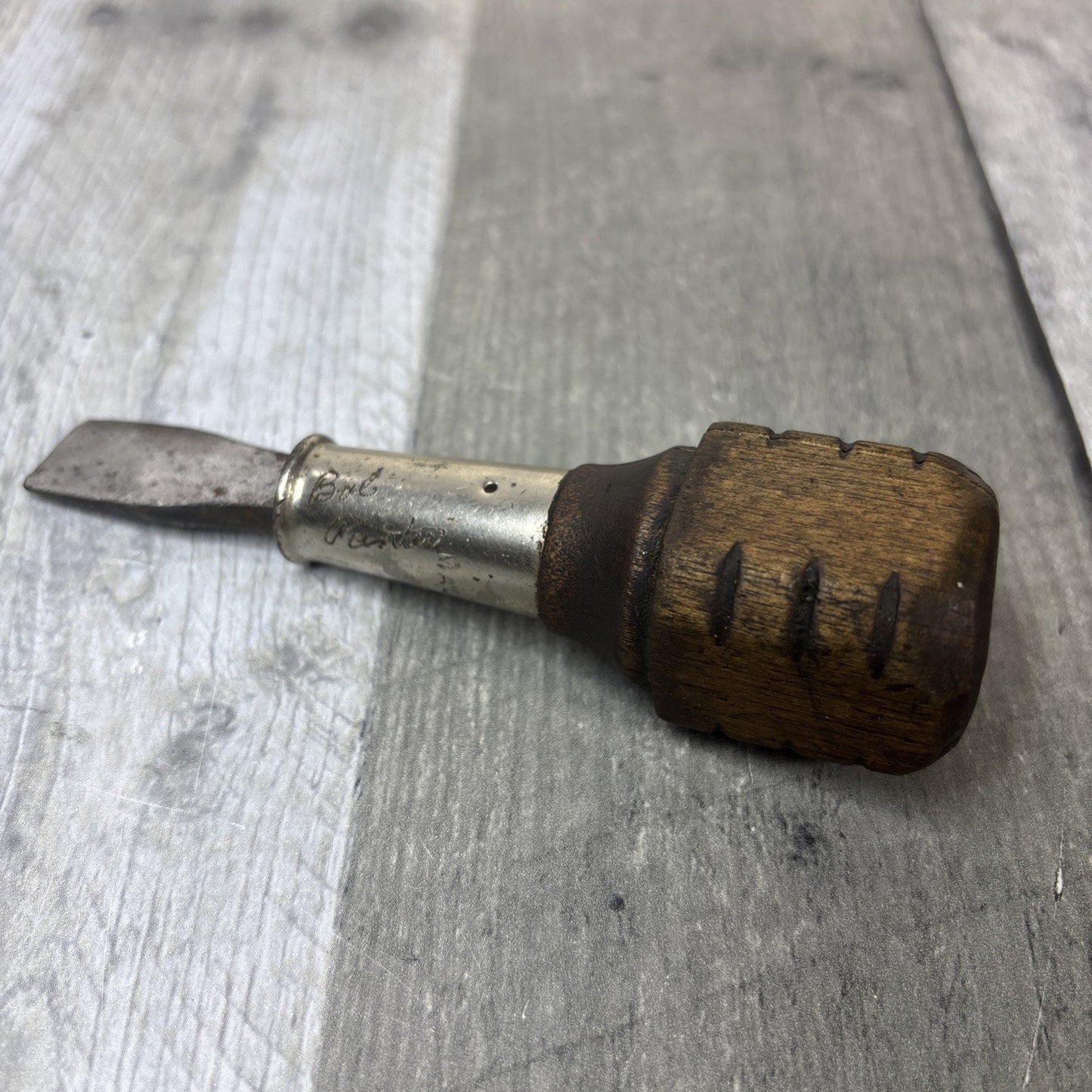 Vintage Mac Tools Slotted Flat Head Screwdriver Wooden Handle Sabina, Ohio USA
