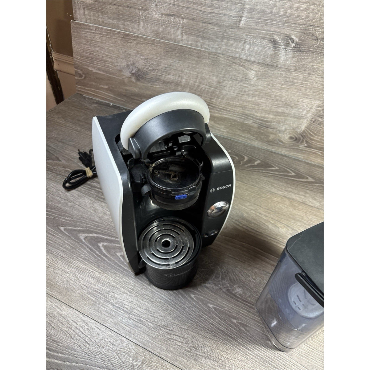 BOSCH Tassimo T45 Single Serve Coffee Maker Machine TAS4511UC/01 WORKS