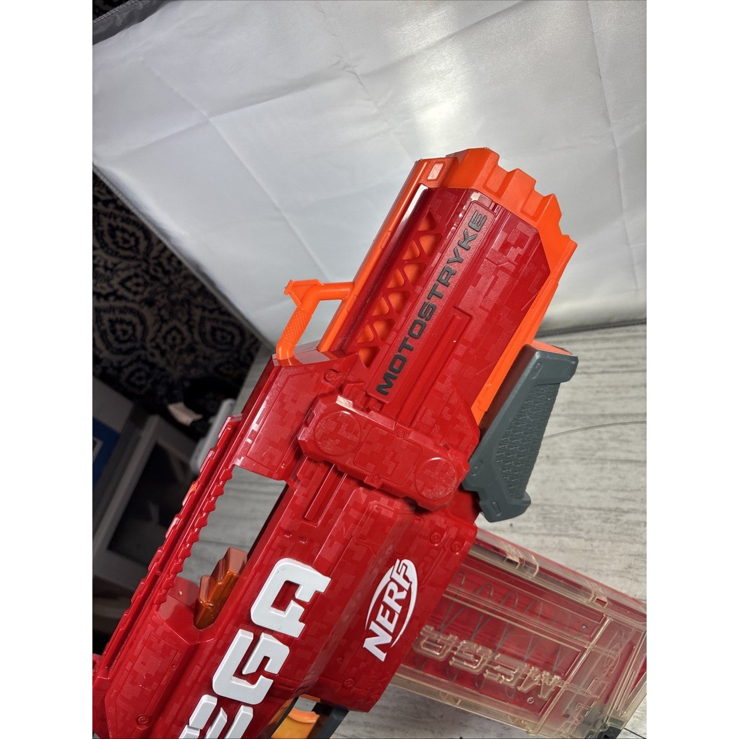 NERF Mega Motostryke Motorized 10 Dart Blaster (E6473) - Red
