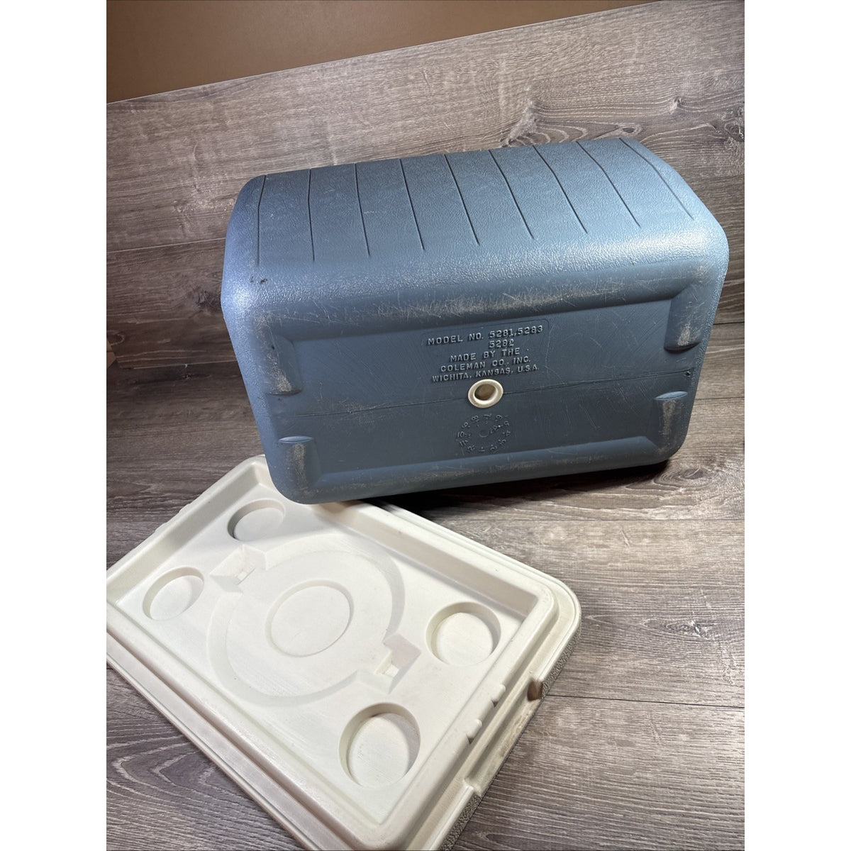 Vtg 1987 Coleman Polylite 34 Qt Cooler Blue/White Ice Chest Model 5281 Clean