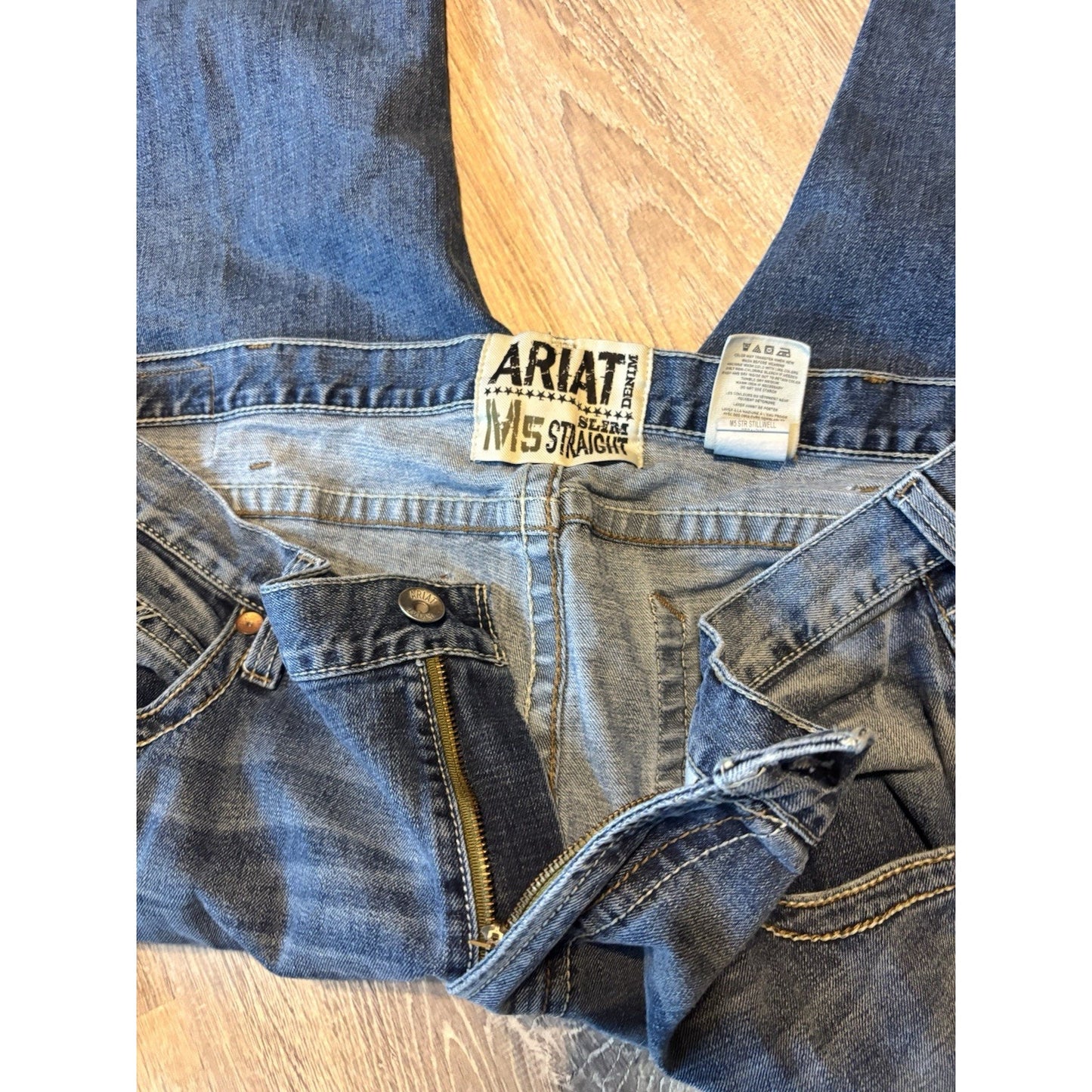 Ariat Western M5 Slim Straight Robbie Men's Denim Jeans 34 x 32