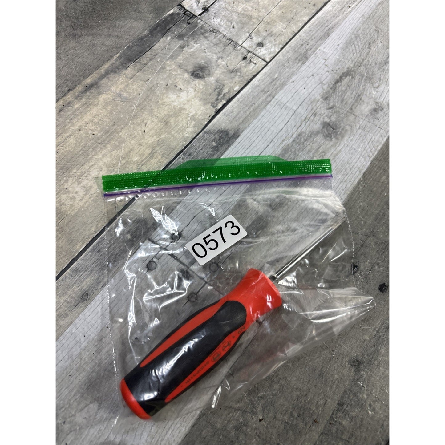 Snap-on SHDP31IR Red, Phillips No. 1 Hard-Grip Standard Screwdriver