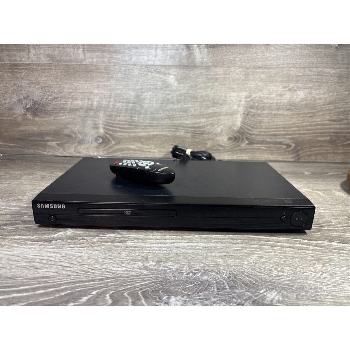 Samsung DVD Player Model DVD-P191 With Remote Tested Working