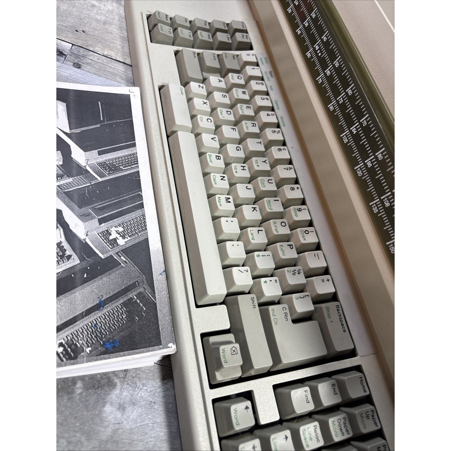 IBM Wheelwriter 3500 Lexmark Electronic Typewriter TESTED W/ Manual