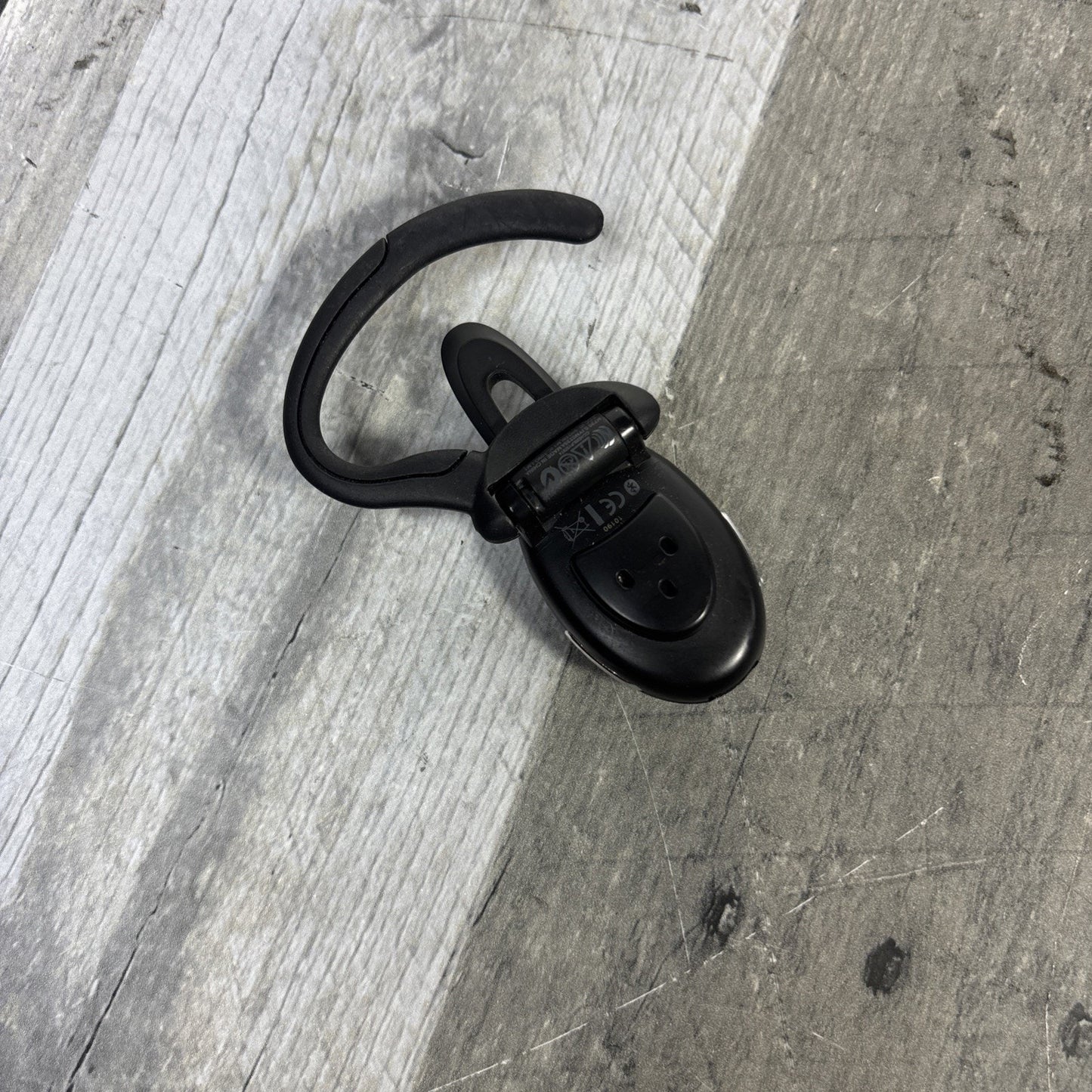 Motorola H720 Wireless Bluetooth Headset (89382N)