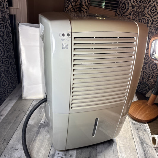 Frigidaire 50 pt Dehumidifier - FDL50S1 - Used
