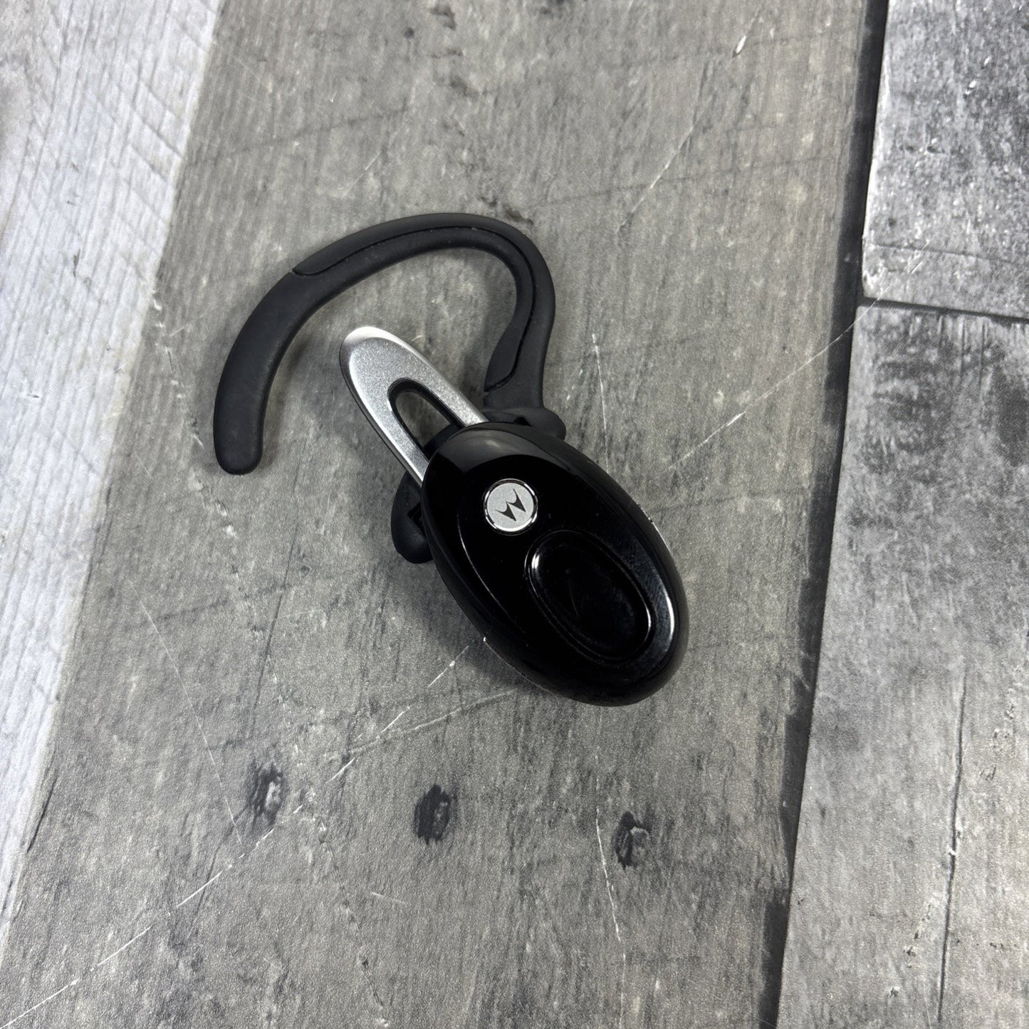 Motorola H720 Wireless Bluetooth Headset (89382N)