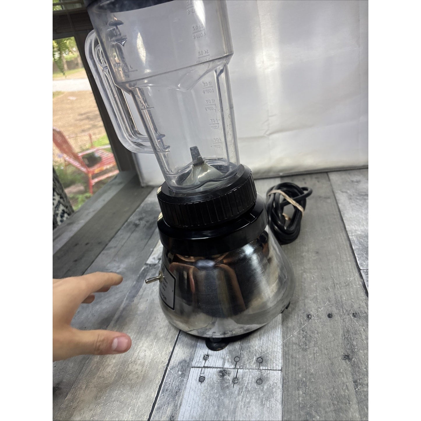 Waring Commercial Blender Model 36BL83 Glass Pitcher 2 Speed Chrome 40oz VIDEO
