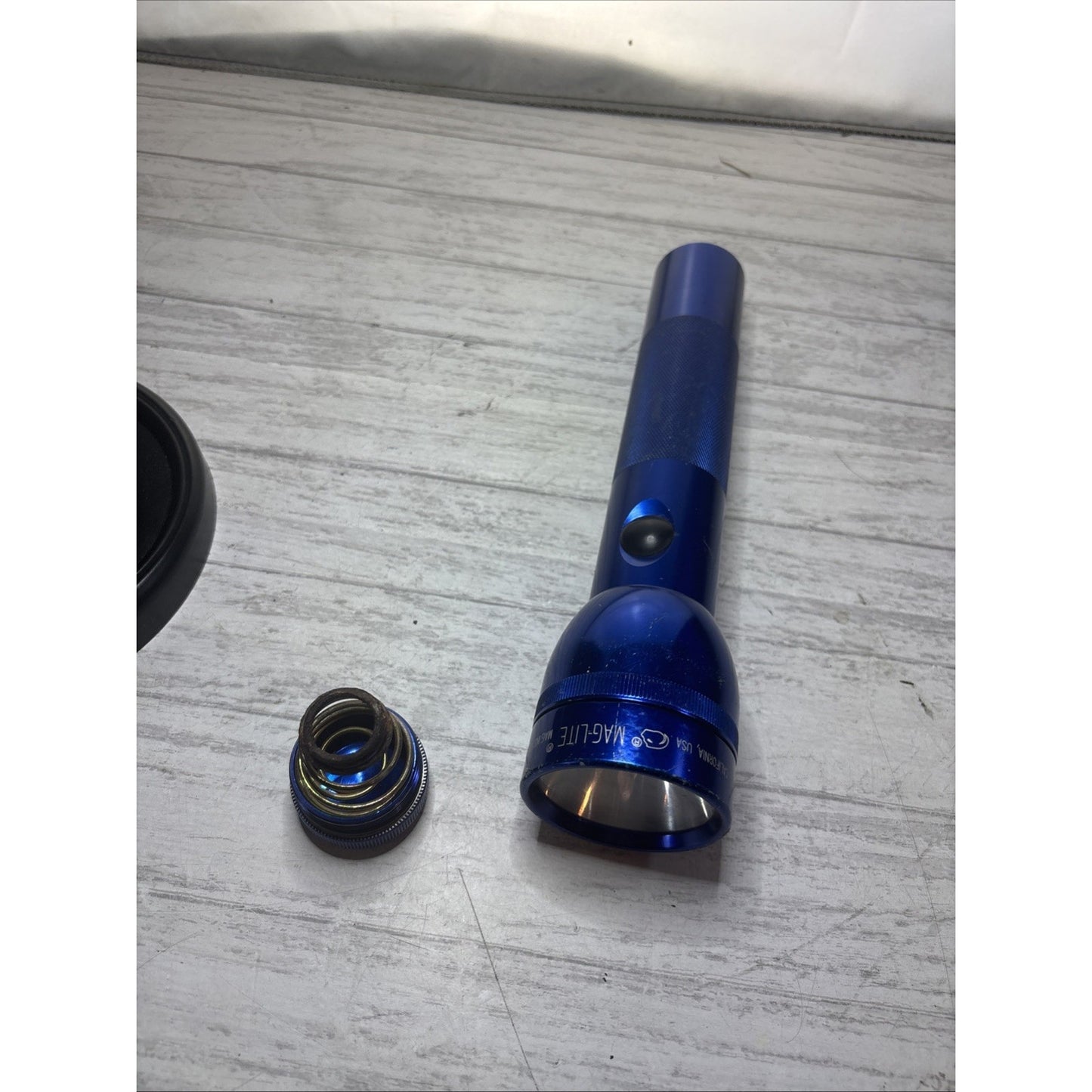 MAG-LITE LARGE 2 D Cell MAGLITE 10” Blue Flashlight Made In USA Ontario VTG