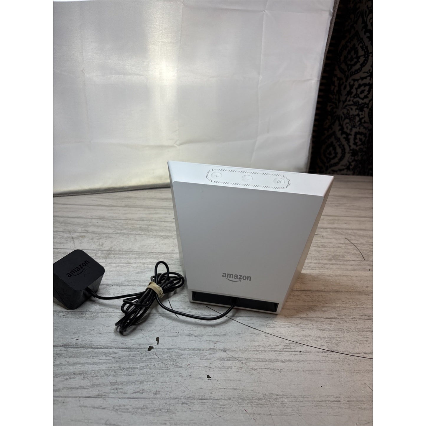 Amazon MW46WB Echo Show 1st Gen Smart Speaker Display - White - Tested