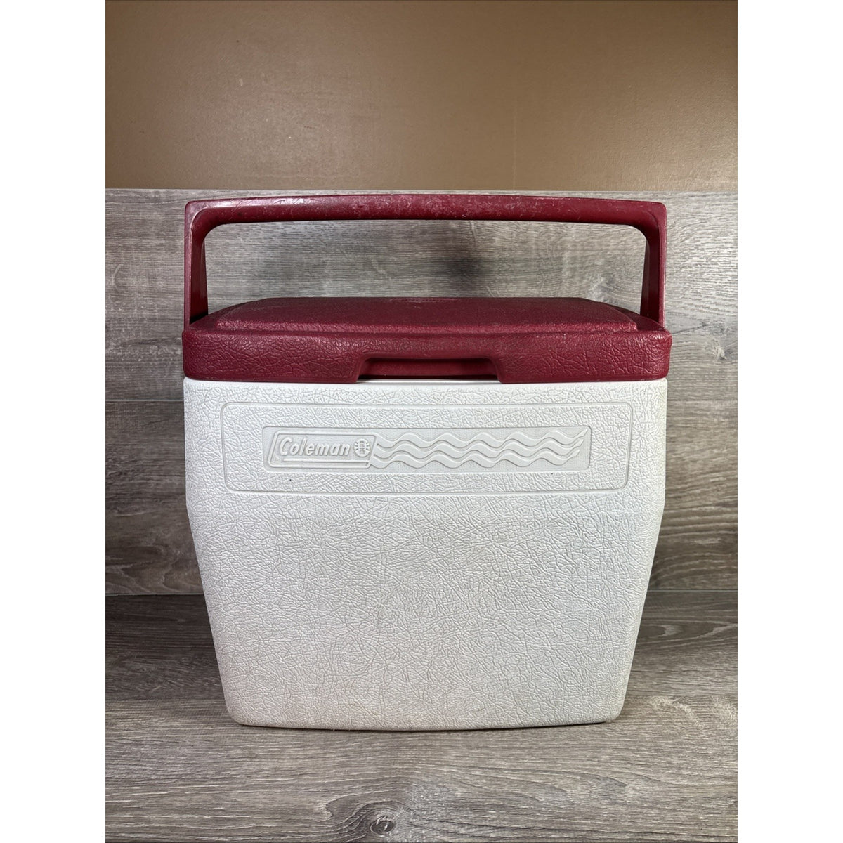 Vintage 1996 Coleman 5274 16 Qt Oscar Cooler White/Red Made in USA