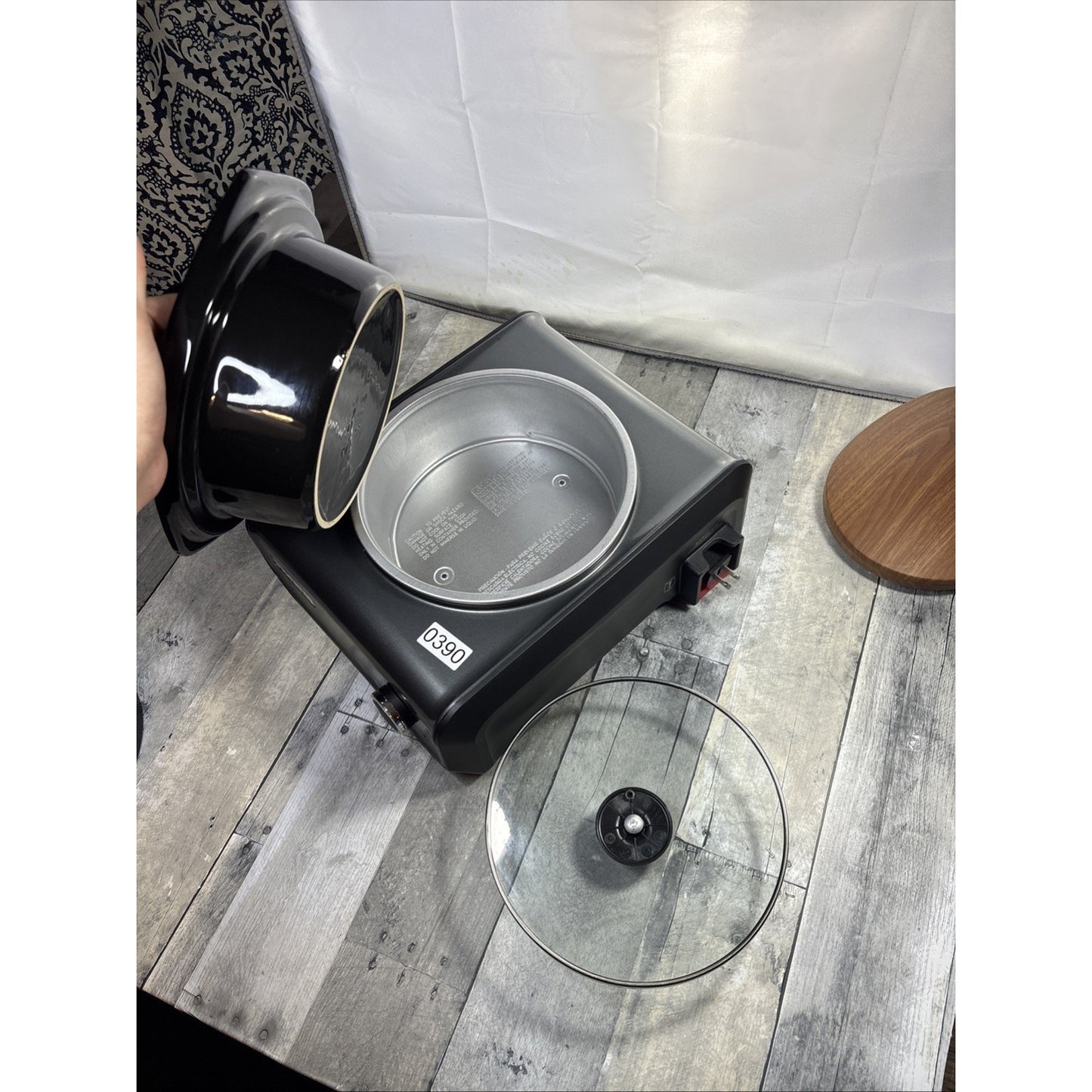 Crock Pot Hook Up 2.5 Quart Round Slow Cooker Black/Dark Gray SCCPMD2-CH