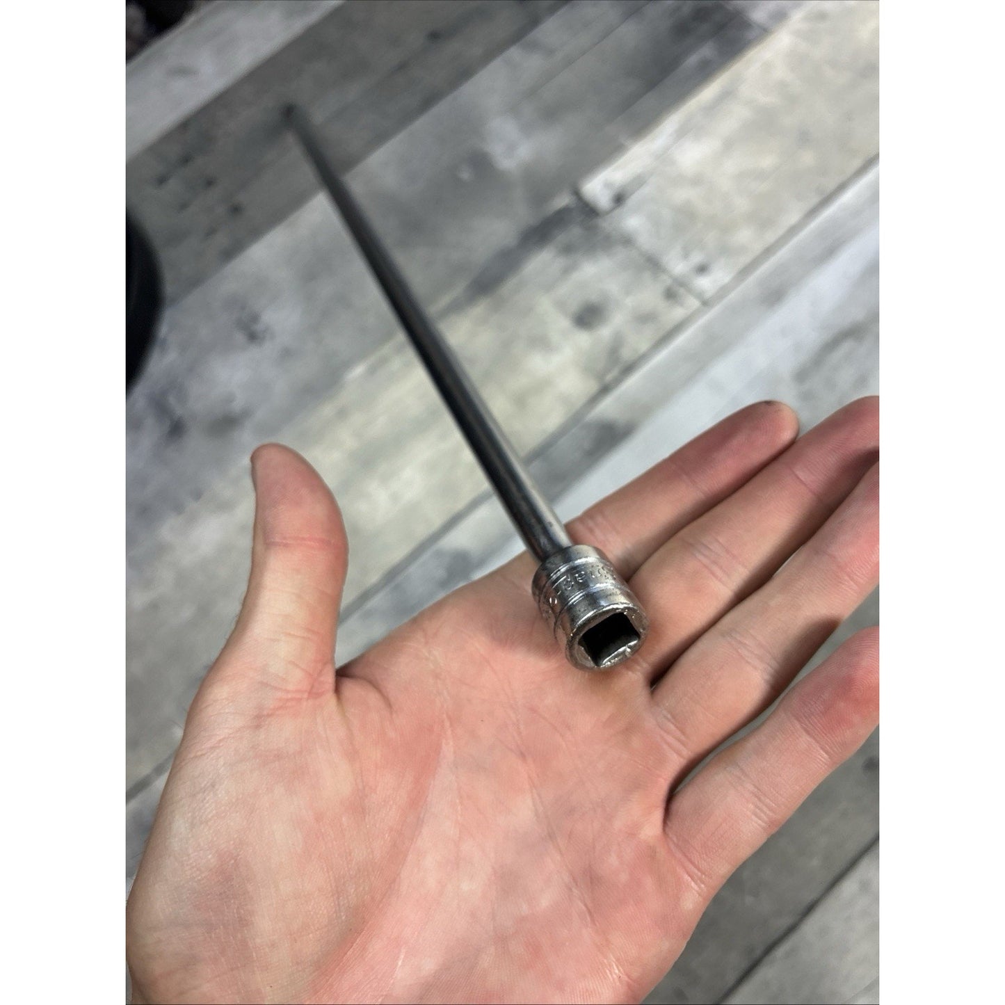 Snap On FXW18 - 3/8" Drive 18" Long Wobble Friction Ball Extension Socket