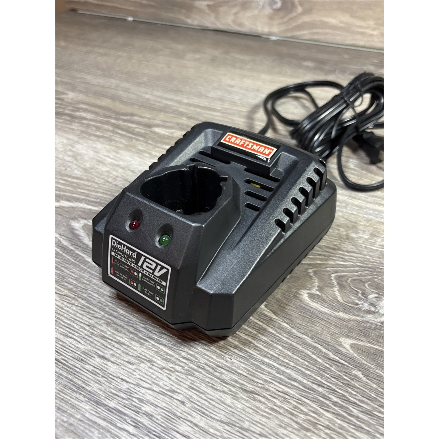 Craftsman 320.10006 DieHard Nextec 12V Lithium Ion Battery Charger