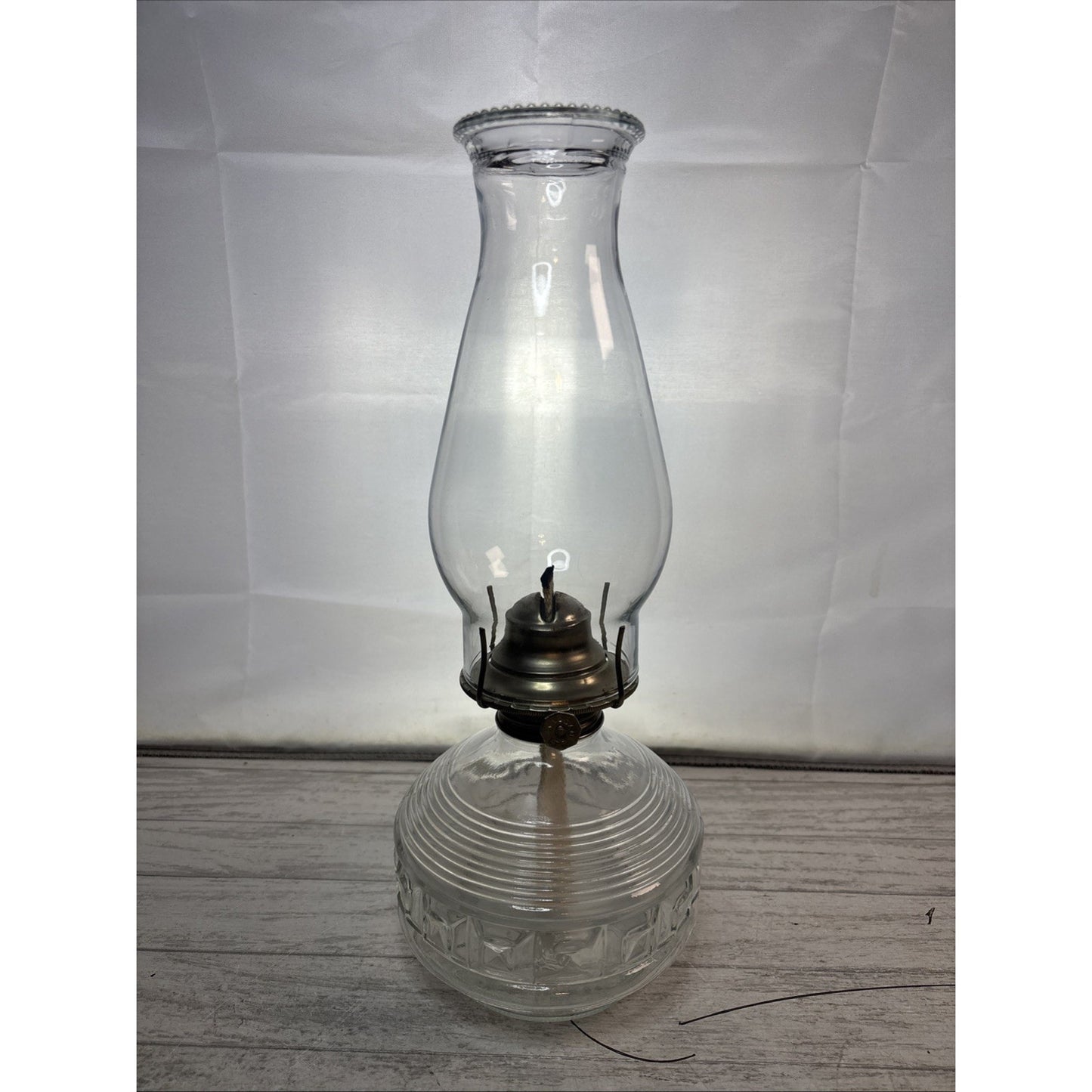 Vintage Antique Lamplight Farms Oil Lamp w/ Thick Glass Etched Base