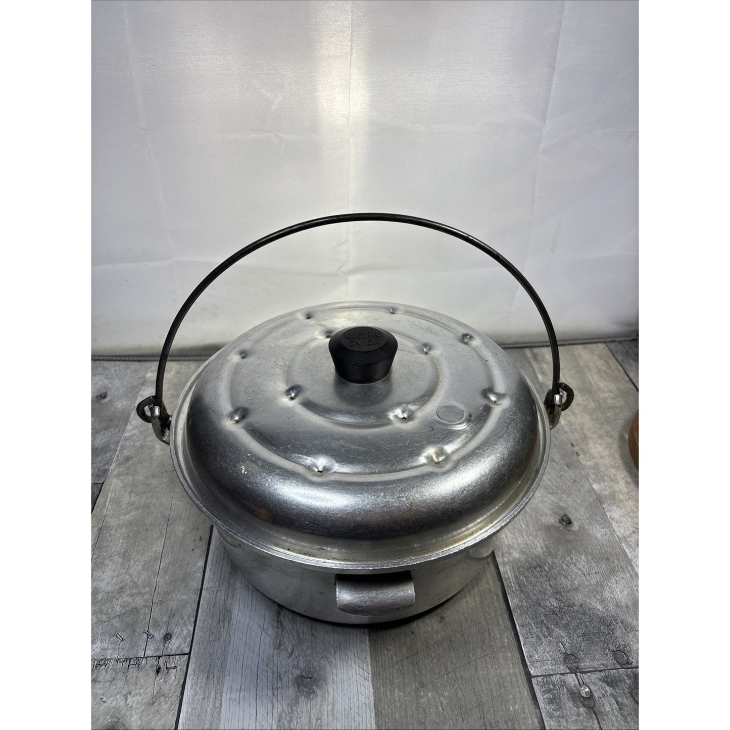 Vintage WEAR EVER #2344 1/2 Aluminum Lidded Pot w/ Handle & Pressure Release