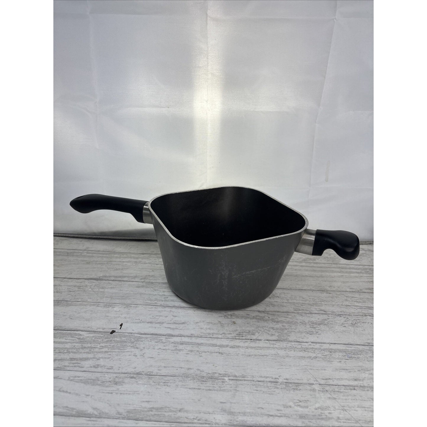 Wear-Ever Air Fryer 3Qt Allegro Stockpot Aluminum Non-stick Dutch Oven Saute Pan