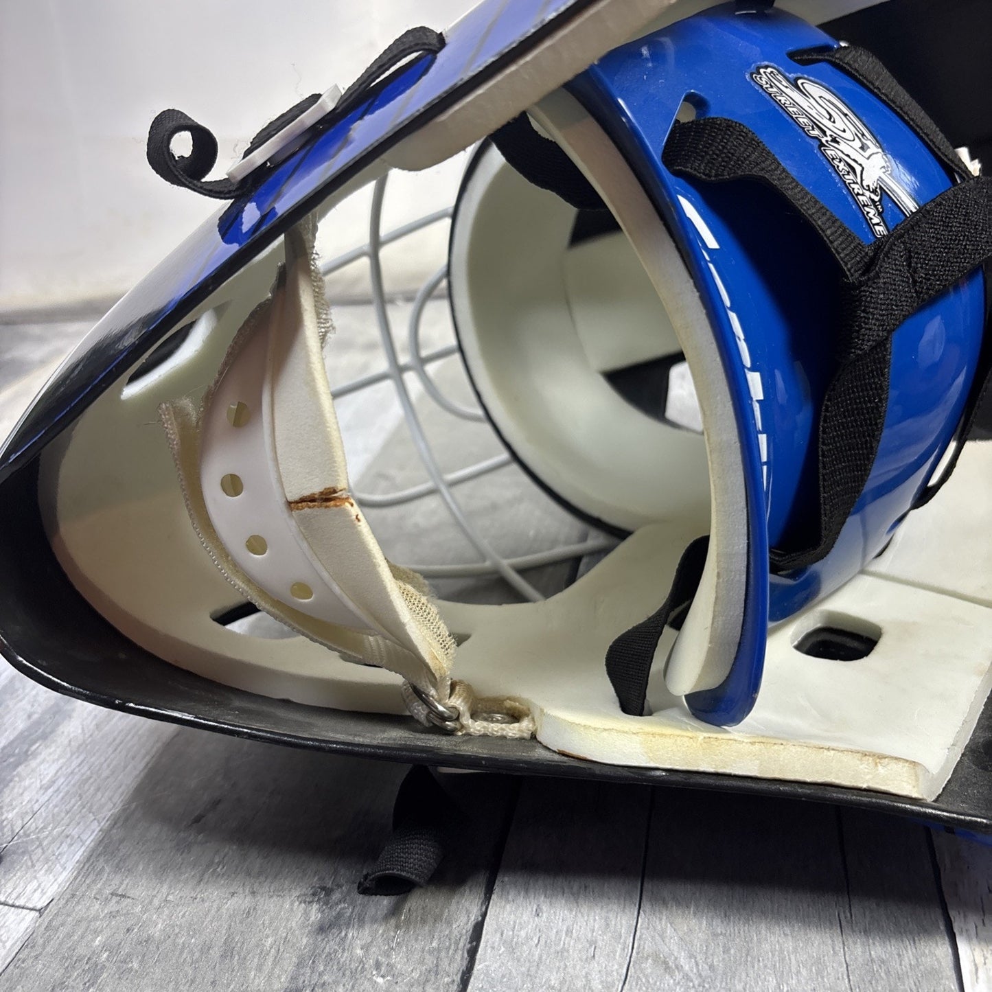 Franklin SX Street Extreme PRO GFM100USA Flag Full Hockey Goalie Mask
