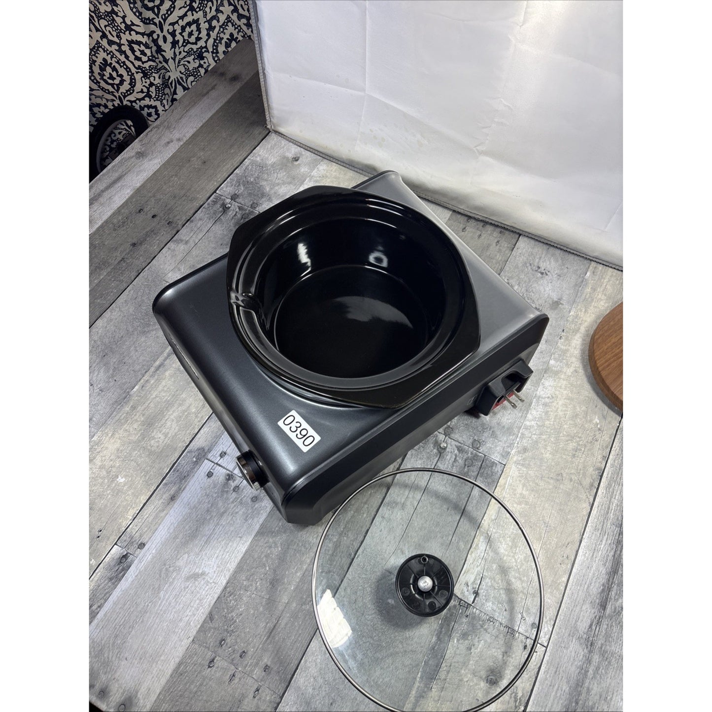 Crock Pot Hook Up 2.5 Quart Round Slow Cooker Black/Dark Gray SCCPMD2-CH