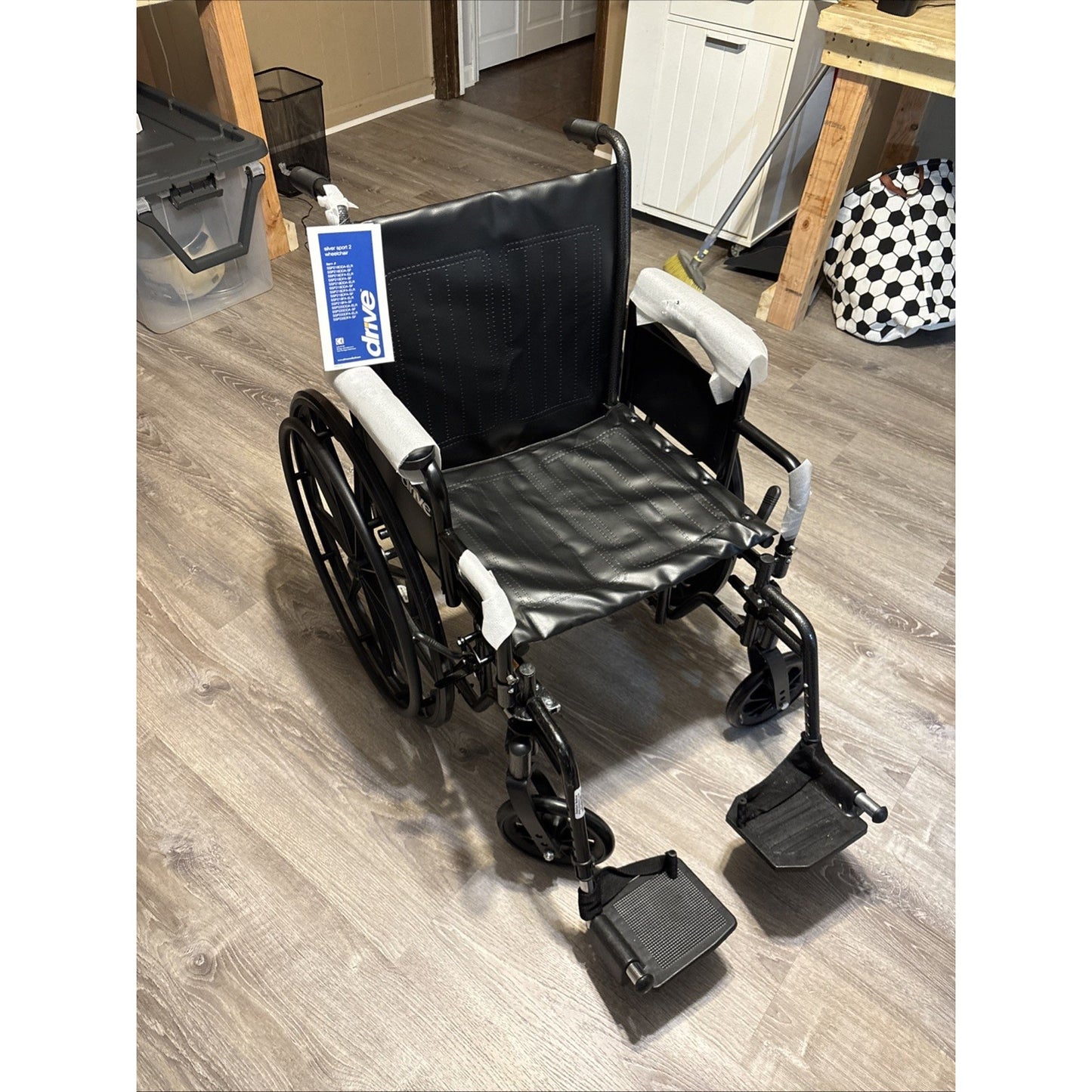 Drive Medical Silver Sport 2 Wheelchair - Black 18” Seat