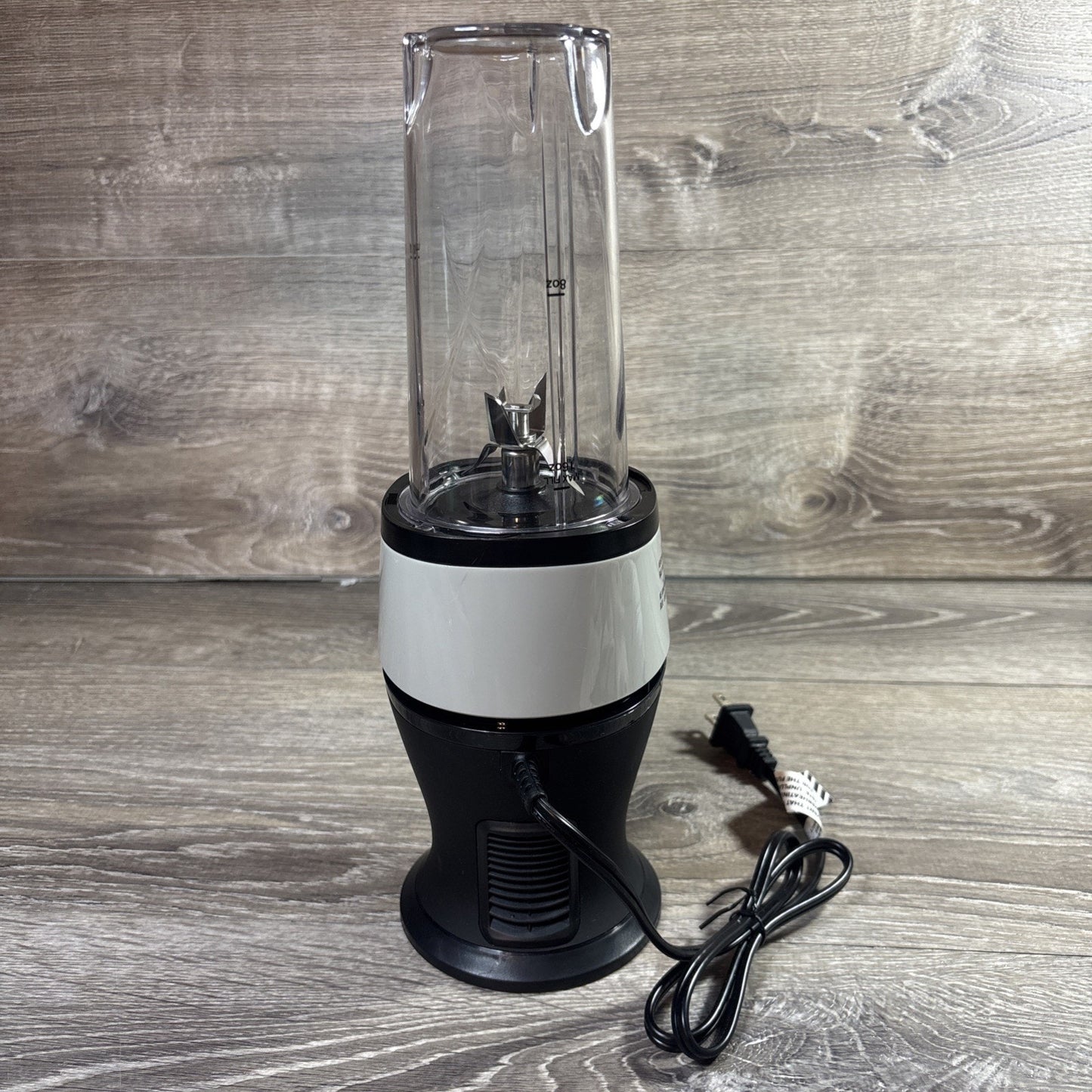 Ninja Nutri Ninja QB3001SS Compact Personal Blender 700W 16oz Cup