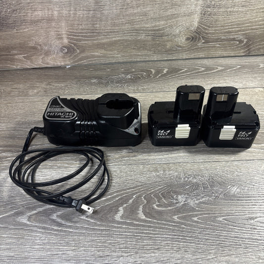 HITACHI Model UC 18YG 7.2V- 18V Ni-Cd Black Battery Charger w/ 2 Batteries CLEAN