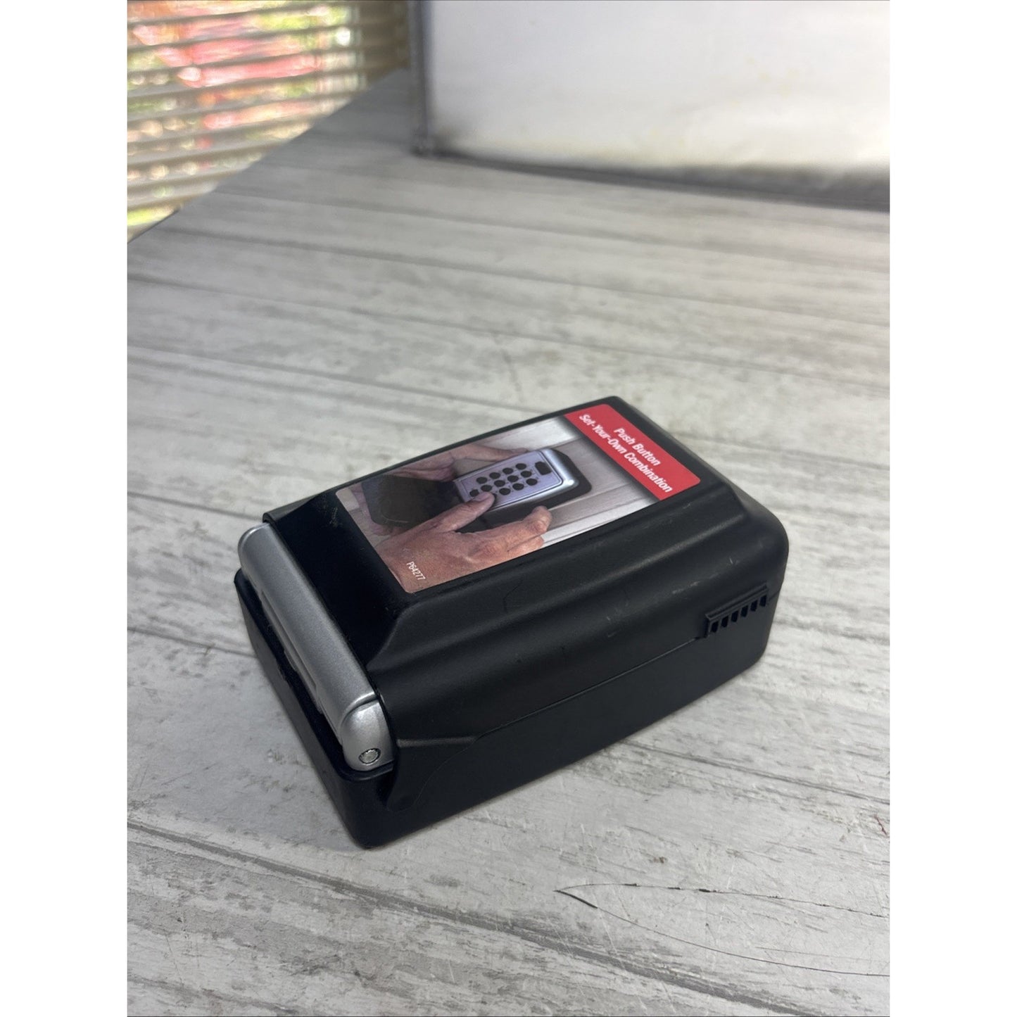 Master Lock 5423D Wall Mount Push Button Lock Box Secure Key Storage Ready 2 Use