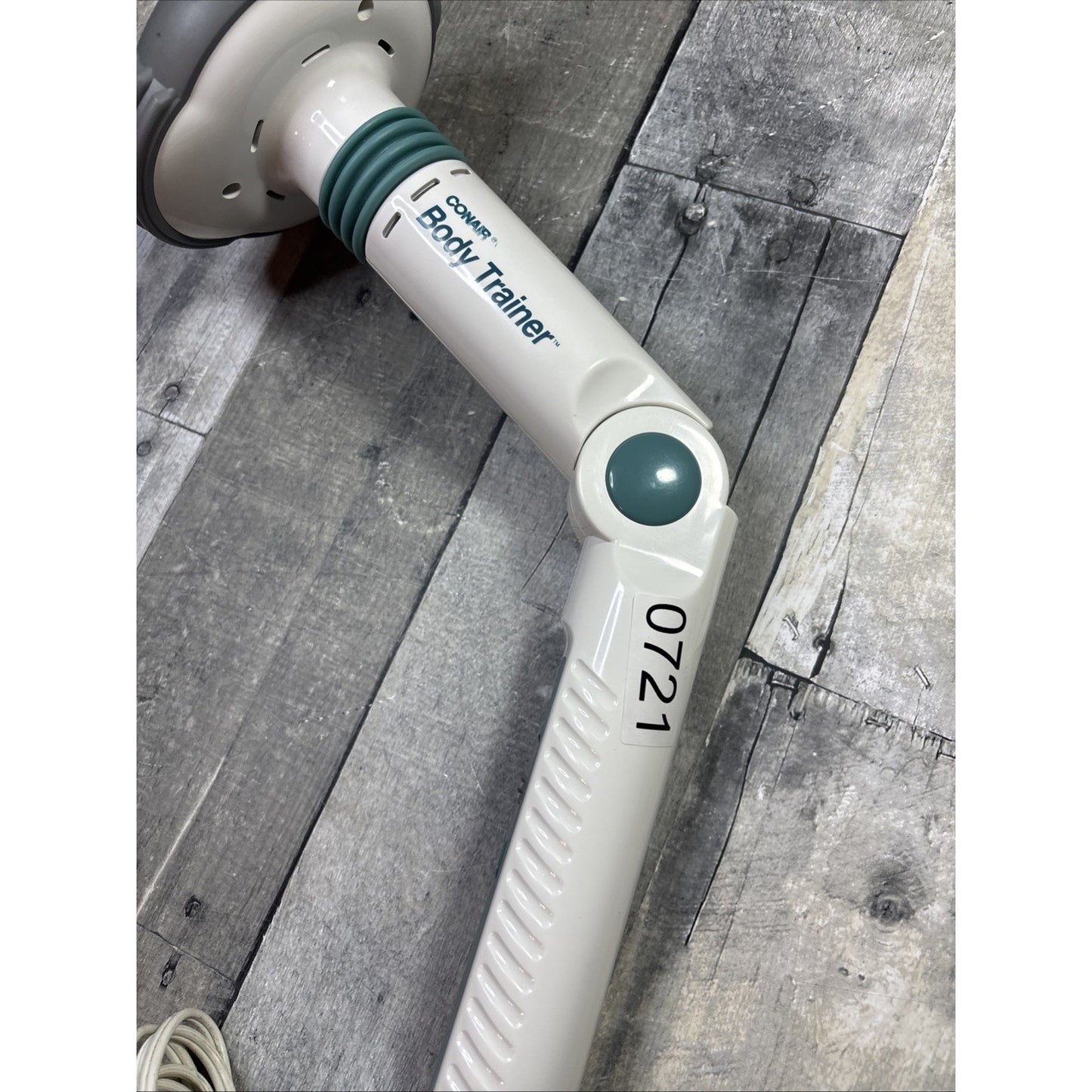 Conair Body Trainer 2-Speed Wand Massager Adjustable Neck 16" WM50FF