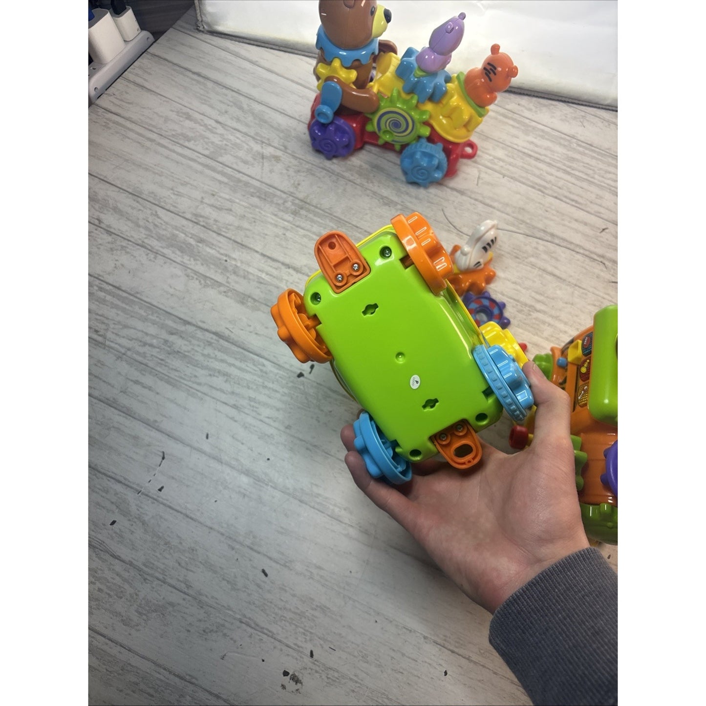 VTech GearZooz Roll and Roar Animal Train Musical Gears Smart Play WORKS