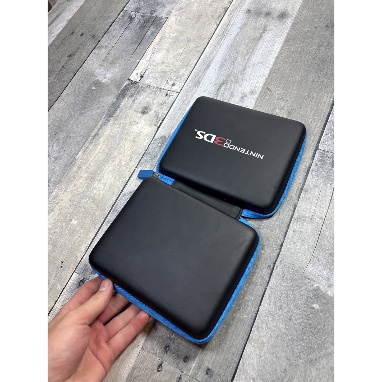 Nintendo 3DS Black Padded Travel Carrying Case Hard Shell Console Games