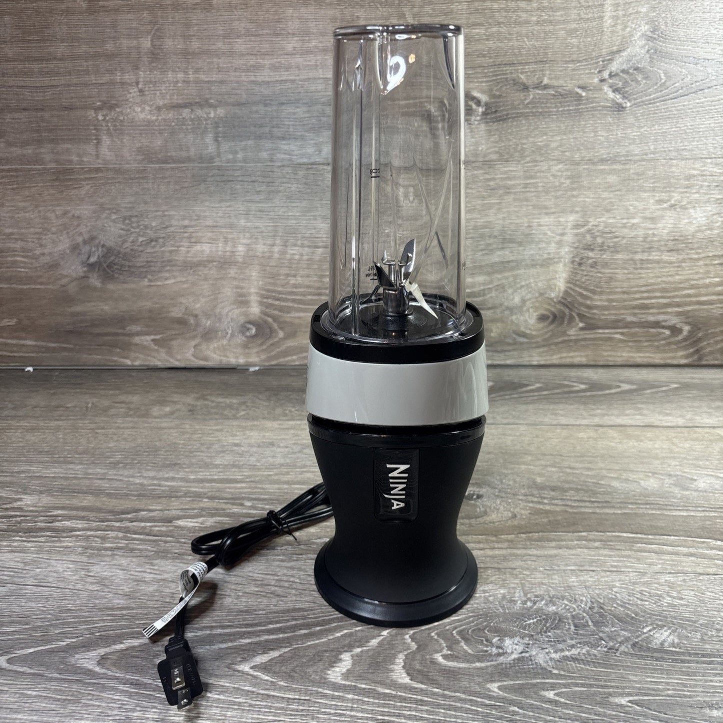 Ninja Nutri Ninja QB3001SS Compact Personal Blender 700W 16oz Cup
