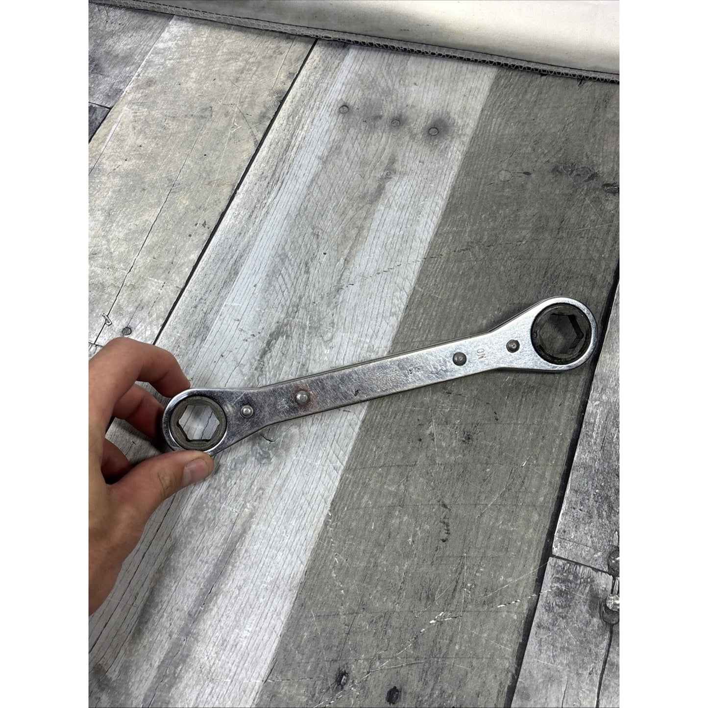Vintage Snap-on 17mm x 19mm Ratcheting Box End Wrench RBM1719S Underline 0611