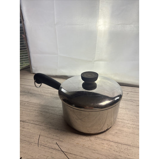 Vintage Revere Ware 1 1/2 Qt Sauce Pan Pot W/Lid 1801 Copper Clad Bottom USA