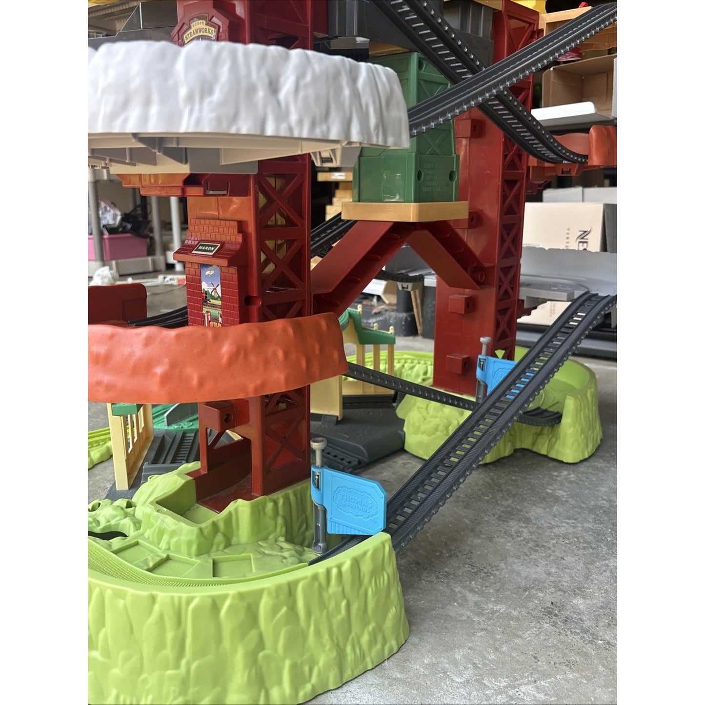 Thomas & Friends Trains & Cranes Super Tower Track Set (Will ship disassembled)