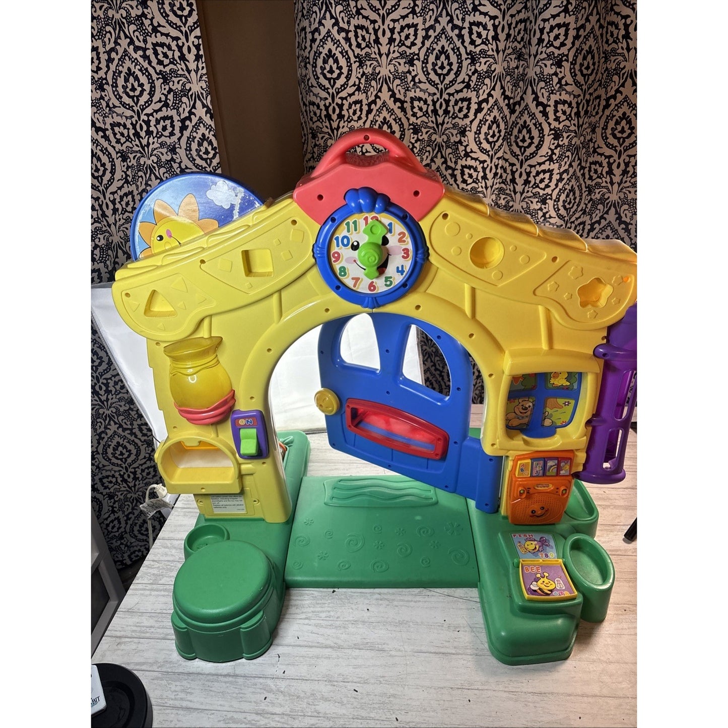 Vintage 2004 Fisher Price Laugh And Learn House - 2 Interactive Play Modes