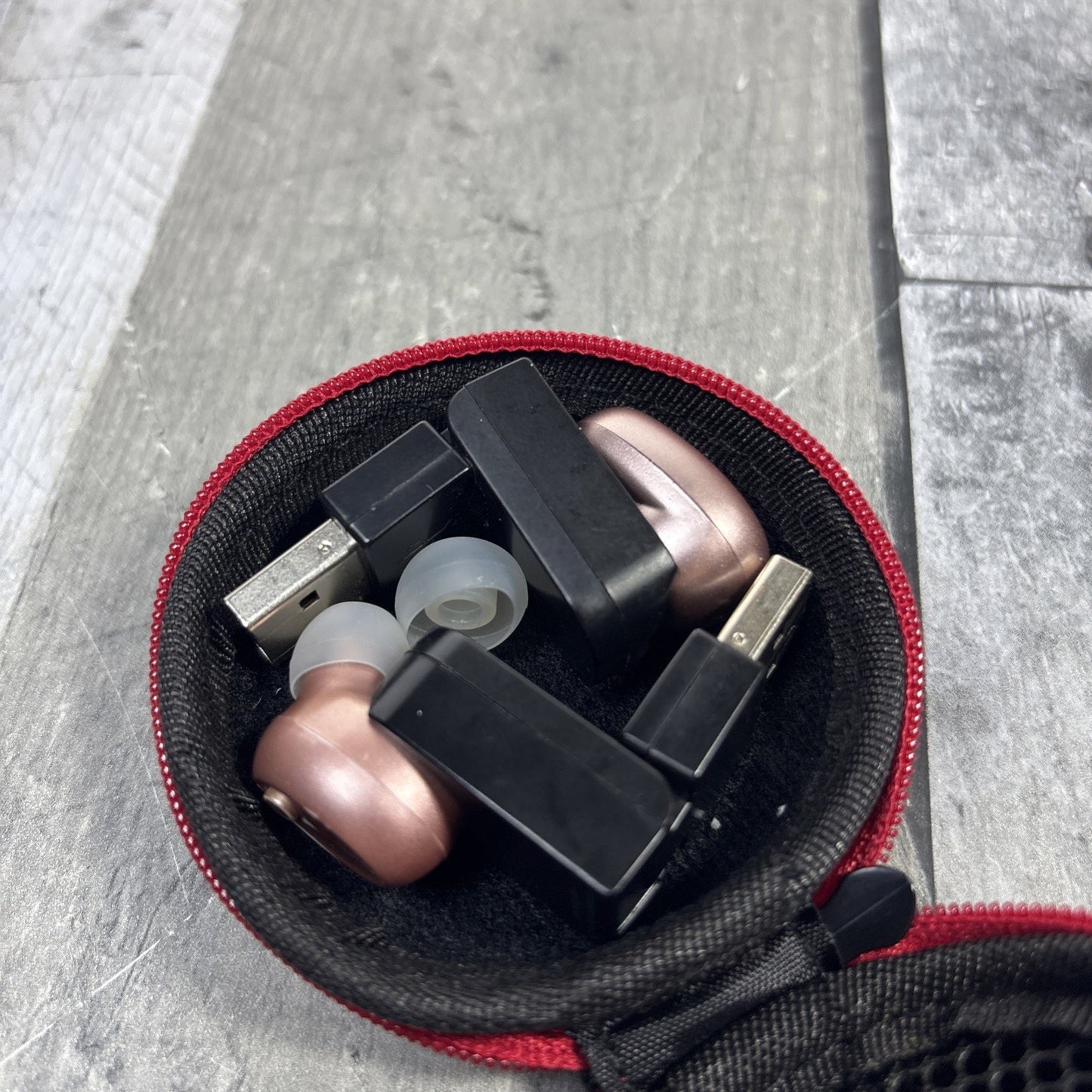 Bluetooth Earpiece Wireless Headphone Mini Invisible Earbud, 6 Hrs. GoNovate