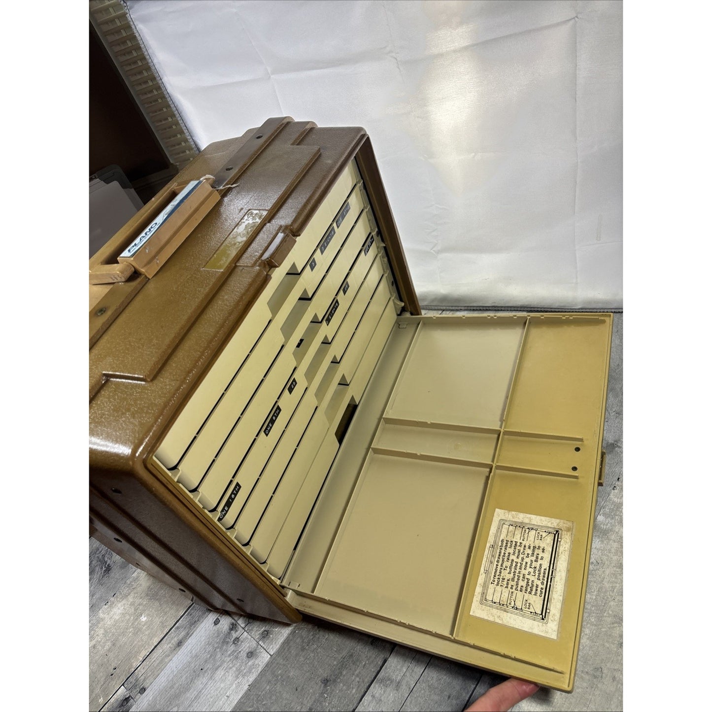 Vintage Plano 7777 Fishing Tackle Box Multi Tray Organizer Olive Tan 70s