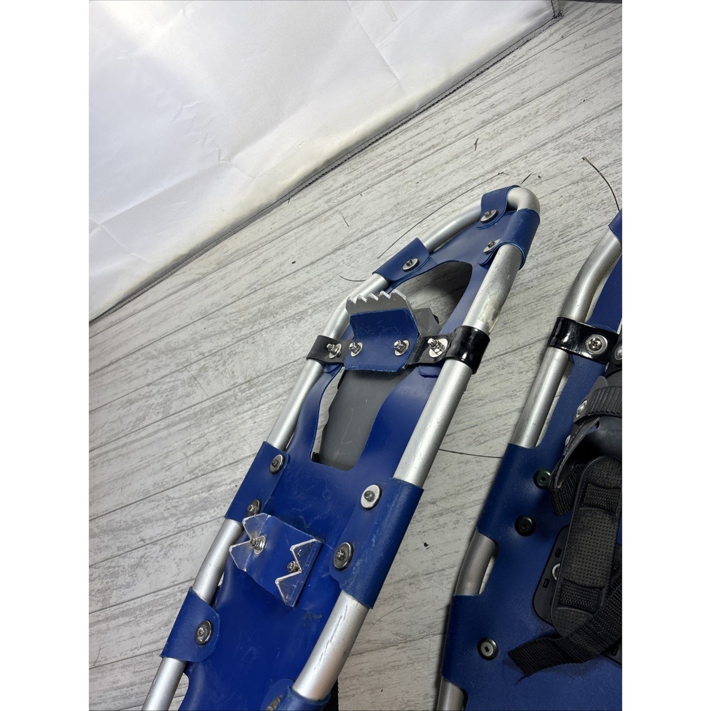 Pair Powderidge 'Path 25' Blue Snow Shoes, 8" x 25” Worn 2x's Quick Click EUC