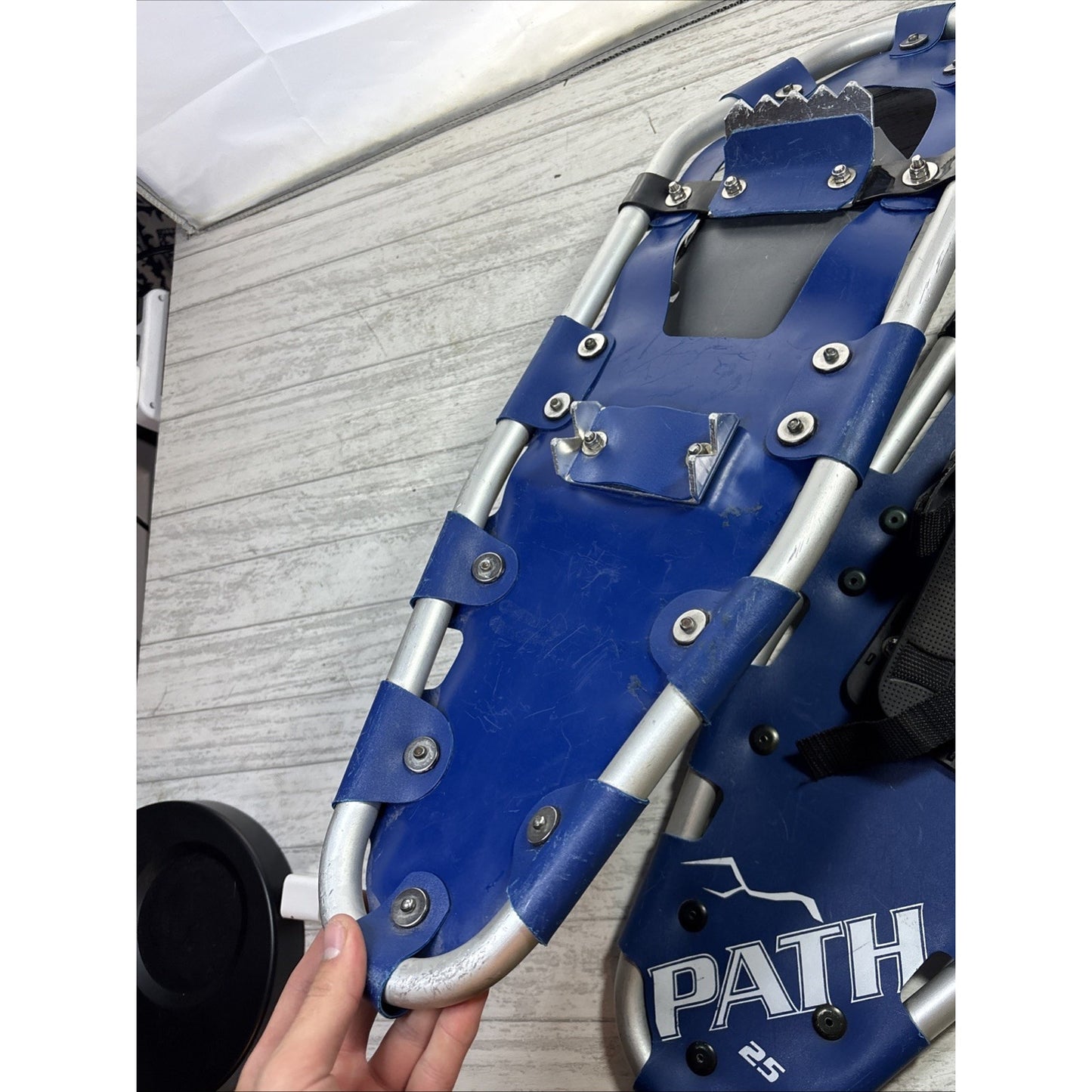 Pair Powderidge 'Path 25' Blue Snow Shoes, 8" x 25” Worn 2x's Quick Click EUC